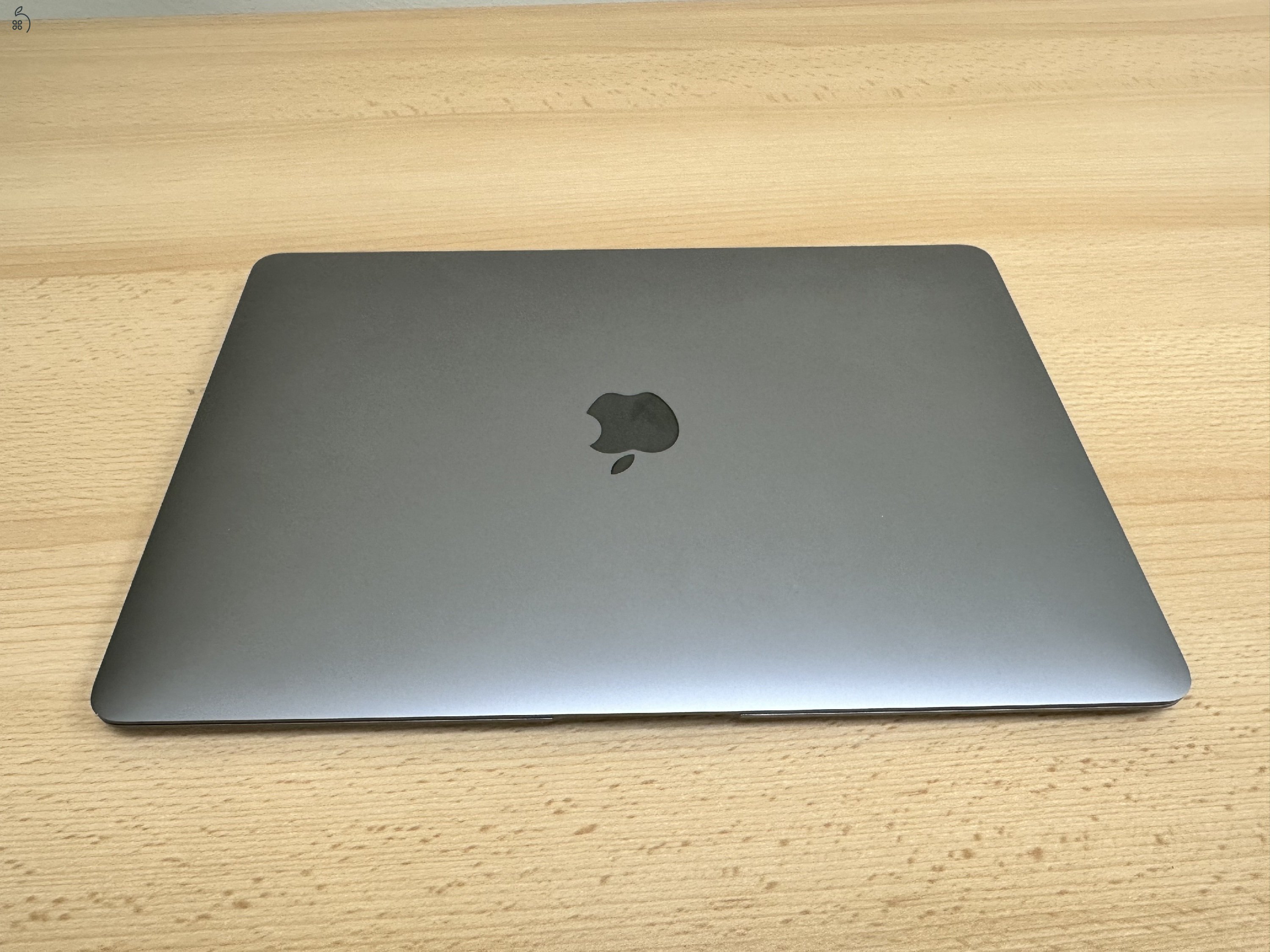 Üzletből, garanciával, újszerű dobozos Macbook Air Retina M1 13