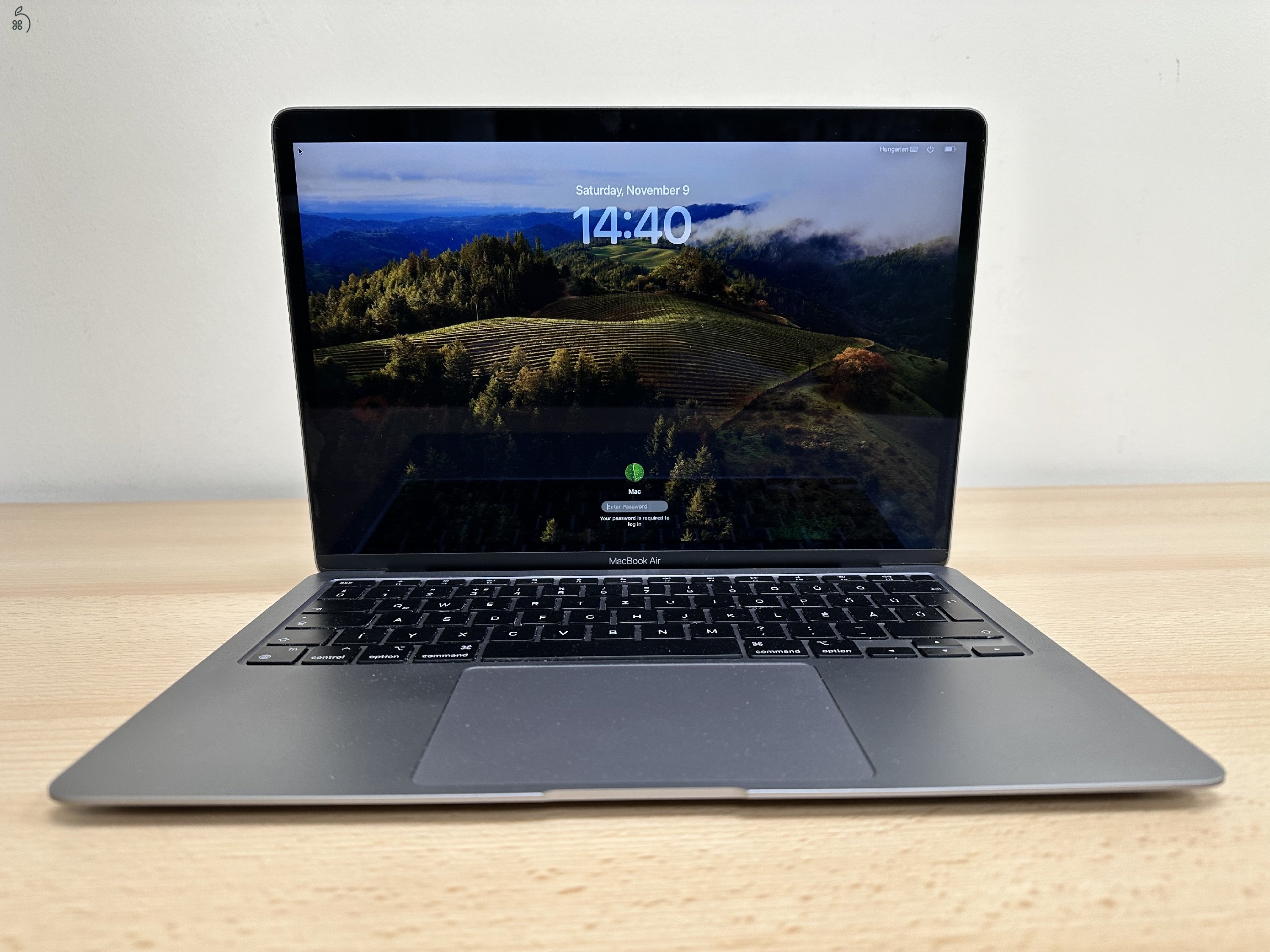 Üzletből, garanciával, újszerű dobozos Macbook Air Retina M1 13