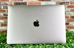 Apple Macbook PRO 2017 13