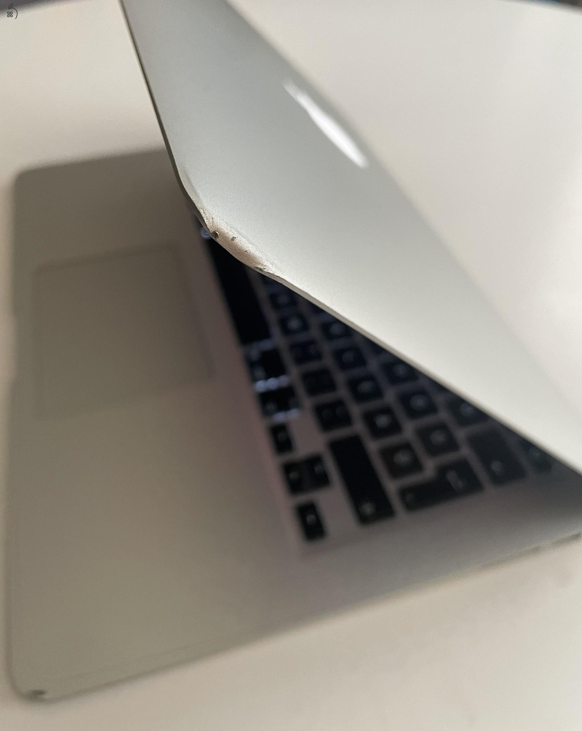 MacBook Air 13