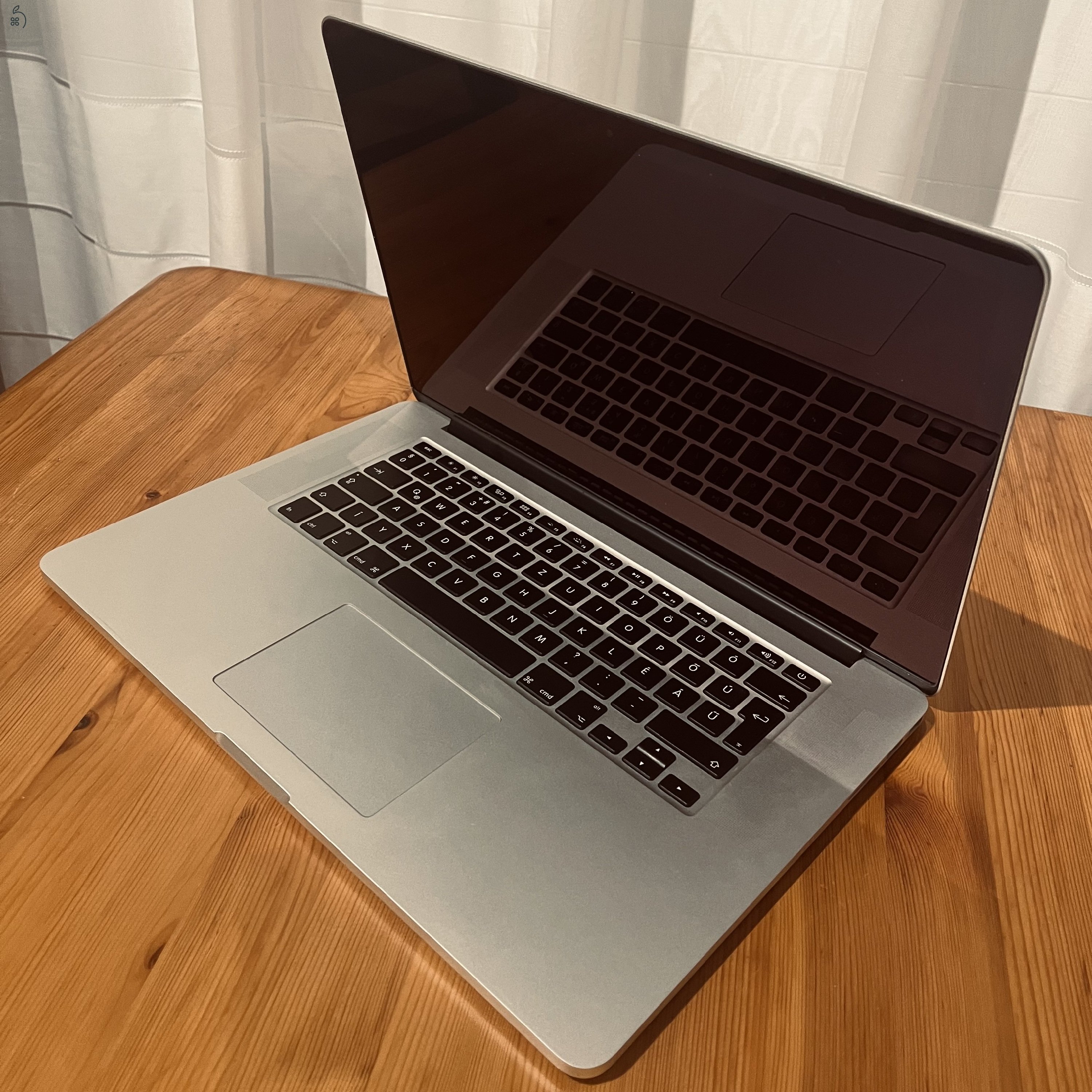 MacBook Pro 2015mid, i7, 16gb, 512gb ssd