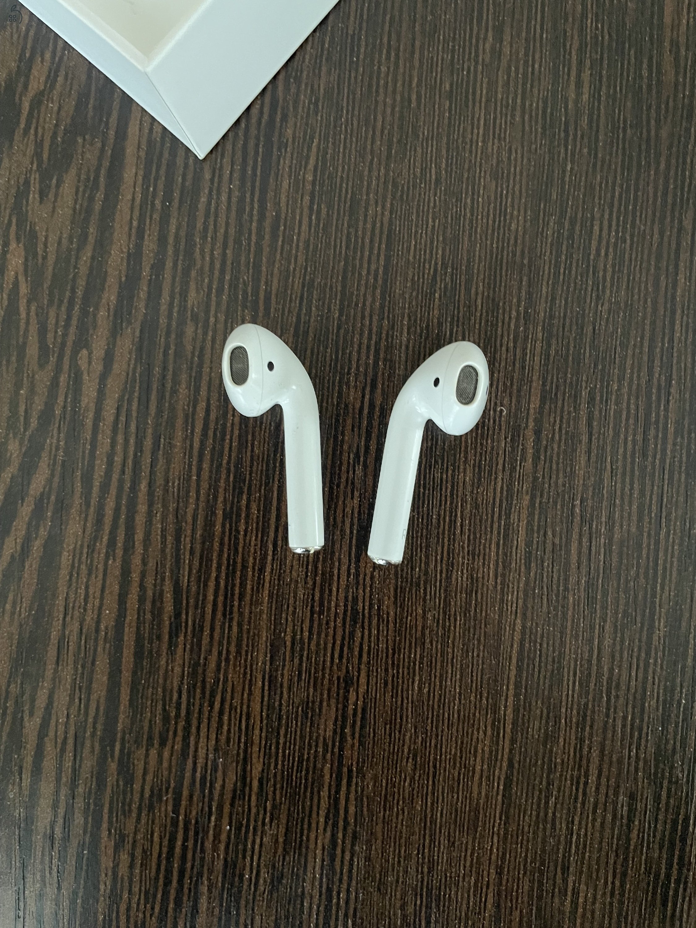 Használt Airpods (2. generációs)