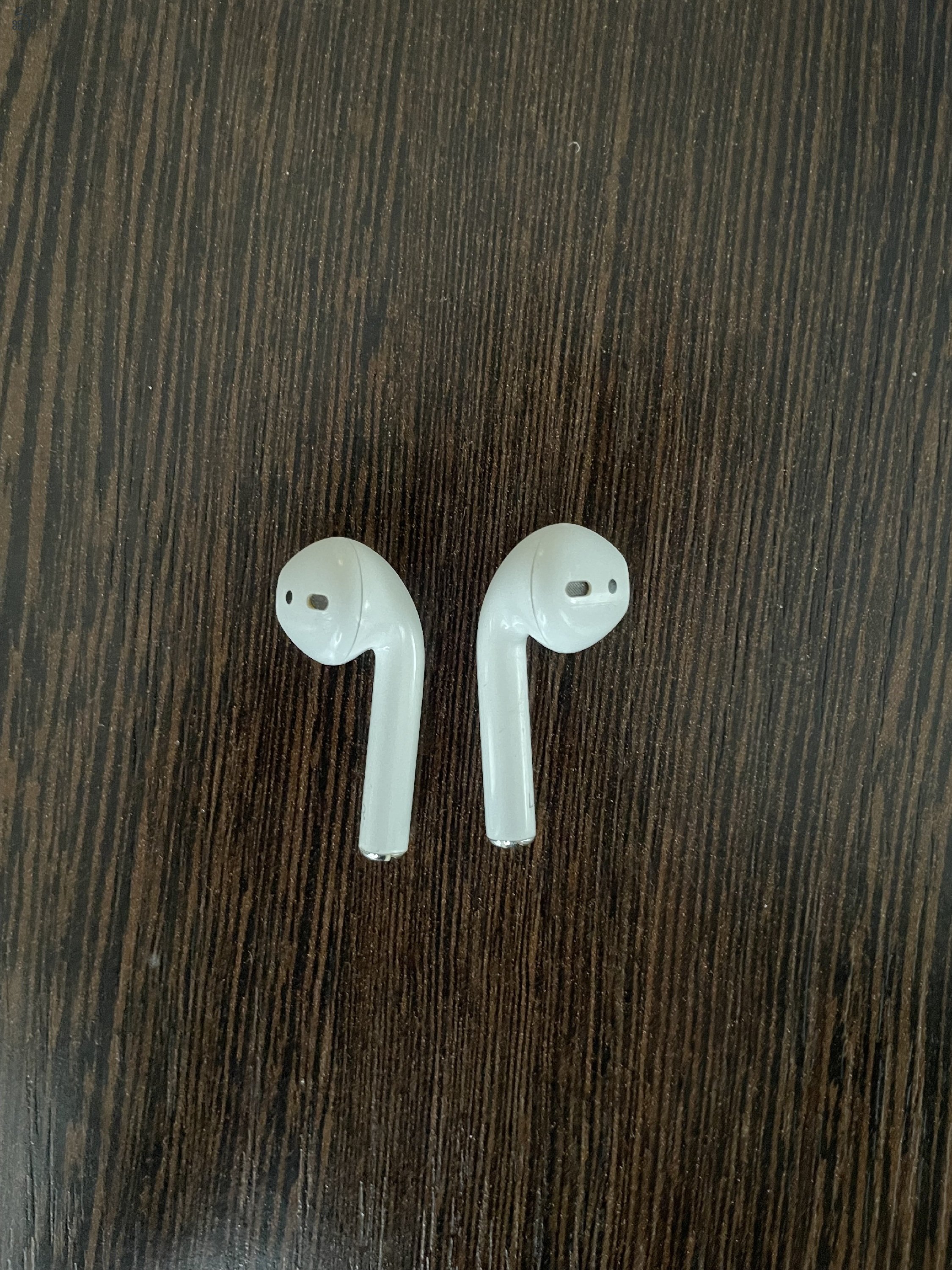 Használt Airpods (2. generációs)