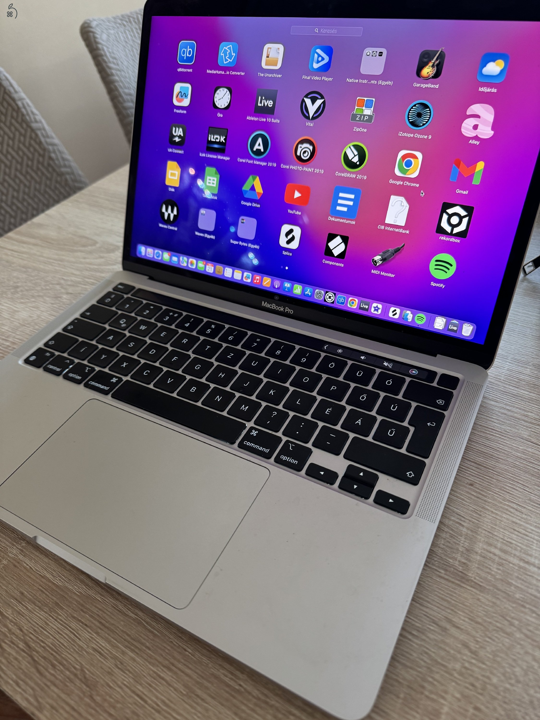 Macbook PRO M1 8gb /256