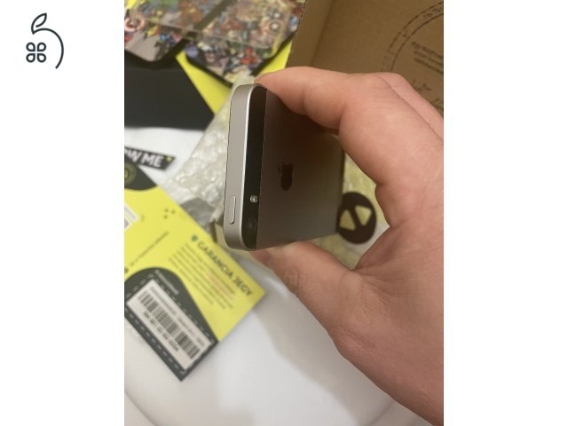 Iphone Se 32gb/Garanciás-Független/