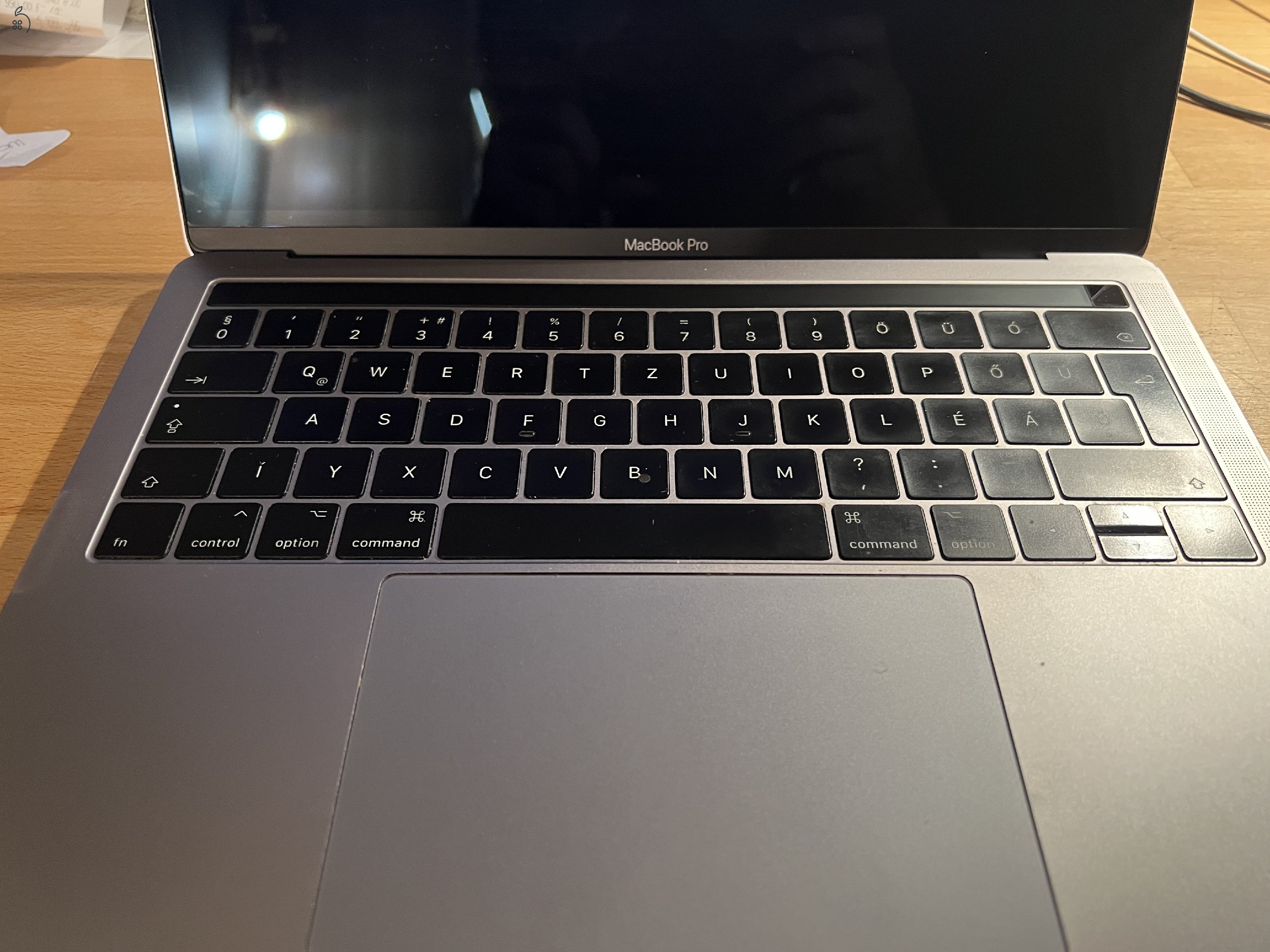 MacBook Pro (13-inch, 2017, Four Thunderbolt 3 Ports