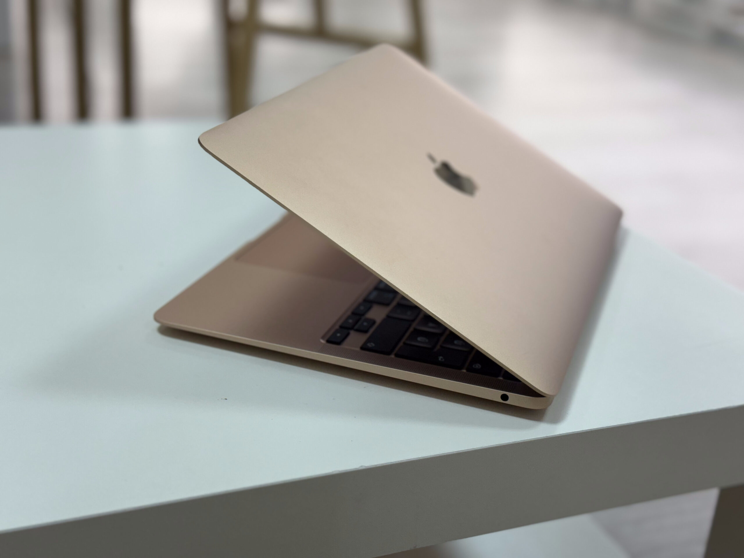 Hibátlan MacBook Air 2020 13 M1 256GB 1 ÉV Garanciával Számlával