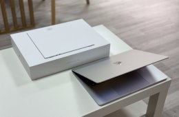 MacBook Air 2024 15 M3 256GB 1 ÉV Garanciával Számlával Aksi 100%