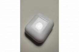 Megkímélt Airpods 2nd gen. dobozával