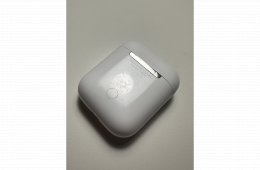 Megkímélt Airpods 2nd gen. dobozával