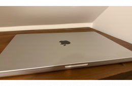 MacBook Pro 16