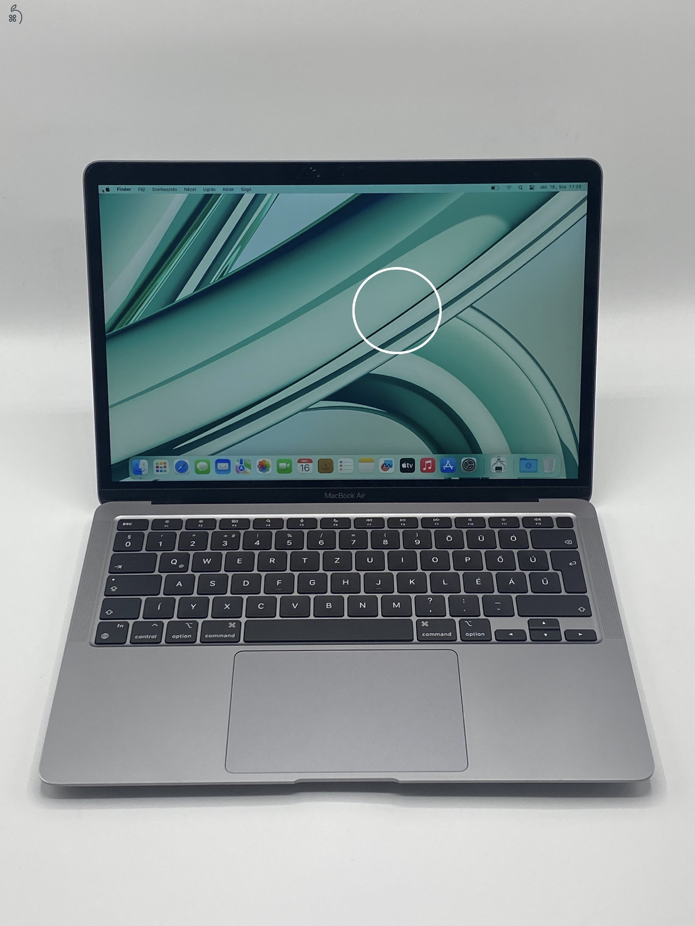 MacBook Air 13 inch M1 8c/7c 16GB RAM 27% ÁFA (0090)