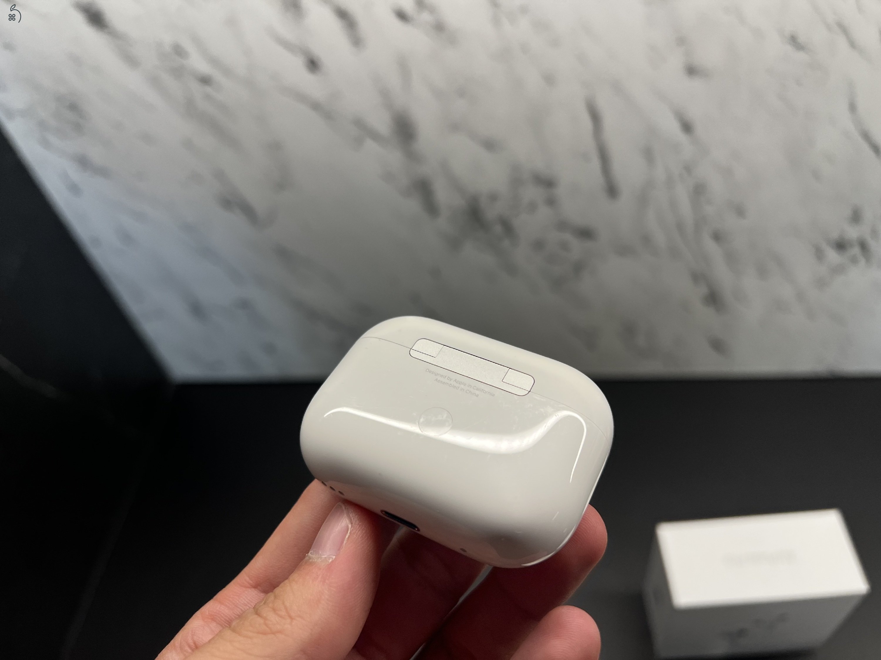 Apple Airpods 2 tokeletes állapotban, szamlaval es garanciaval dobozaban