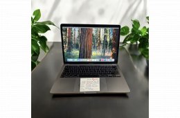 108. Apple MacBook Pro 13