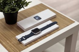 Apple Watch S9 Silver 45MM 1 ÉV Garanciával Számlával Aksi 100%