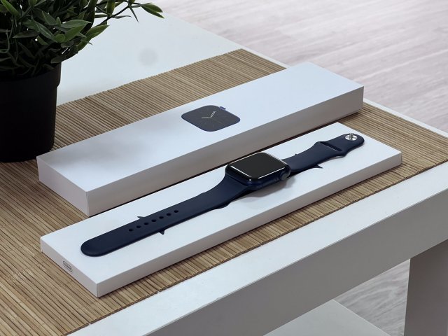 Apple Watch S6 Blue 44MM 1 ÉV Garanciával Számlával