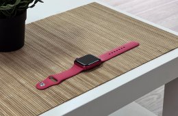 Apple Watch S8 Red 45MM 1 ÉV Garanciával Számlával Aksi 100%