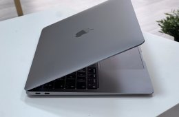 MacBook Air 2020 13 M1 256GB 1 ÉV Garanciával Számlával