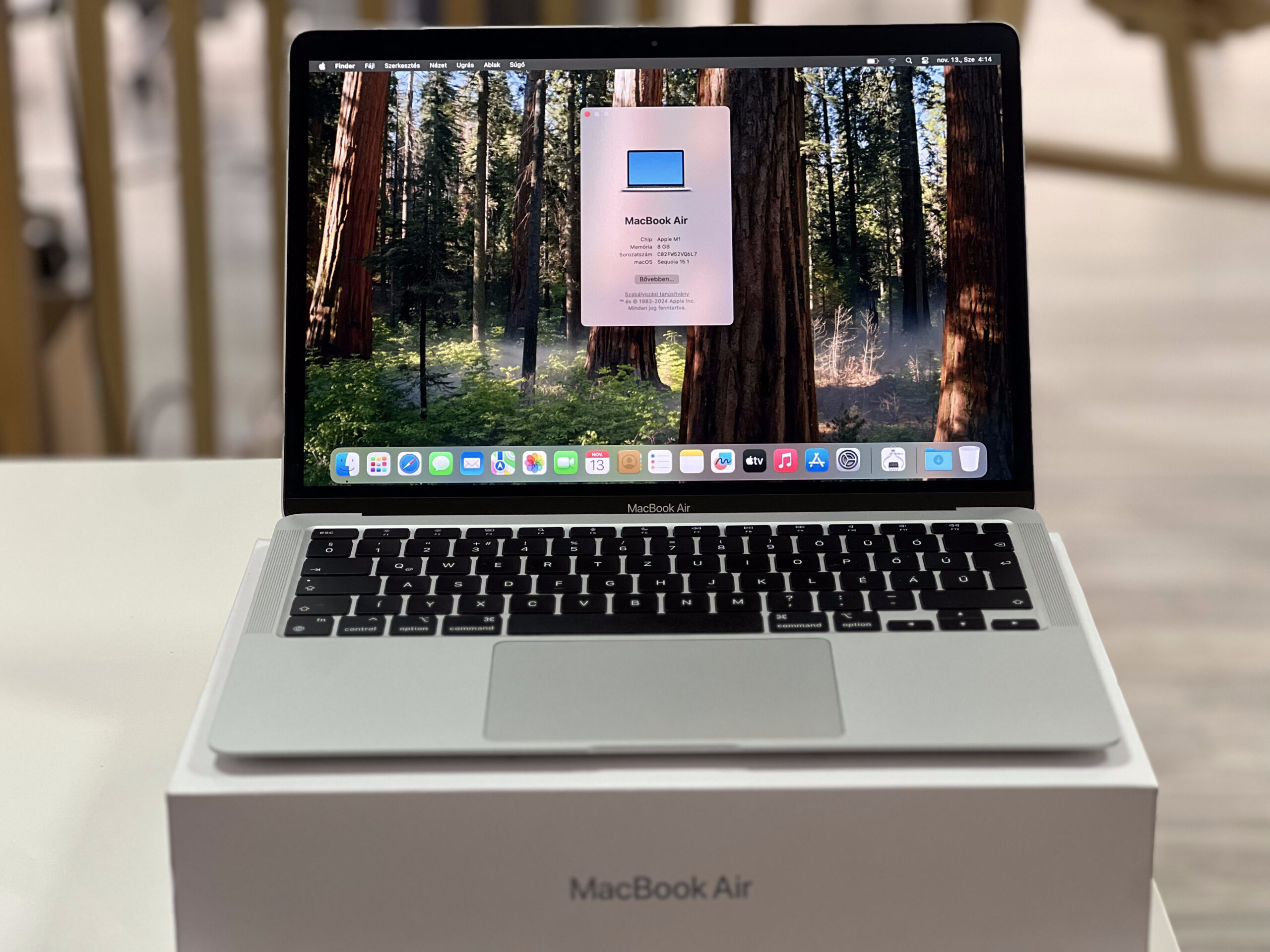 Hibátlan MacBook Air 2020 13 M1 256GB 1 ÉV Garanciával Számlával Aksi 95%