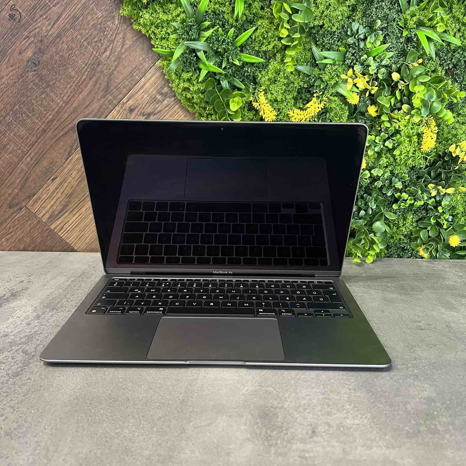 Újszerű Apple MacBook Air 13