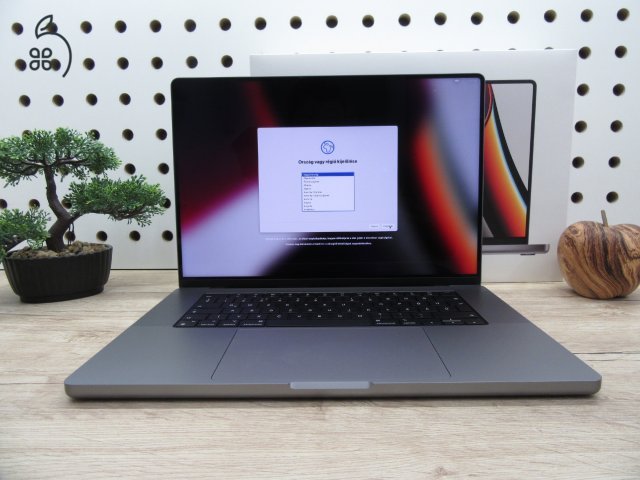 Apple Retina Macbook M1 Pro - 2021 - Új,  0%-os áfás számla