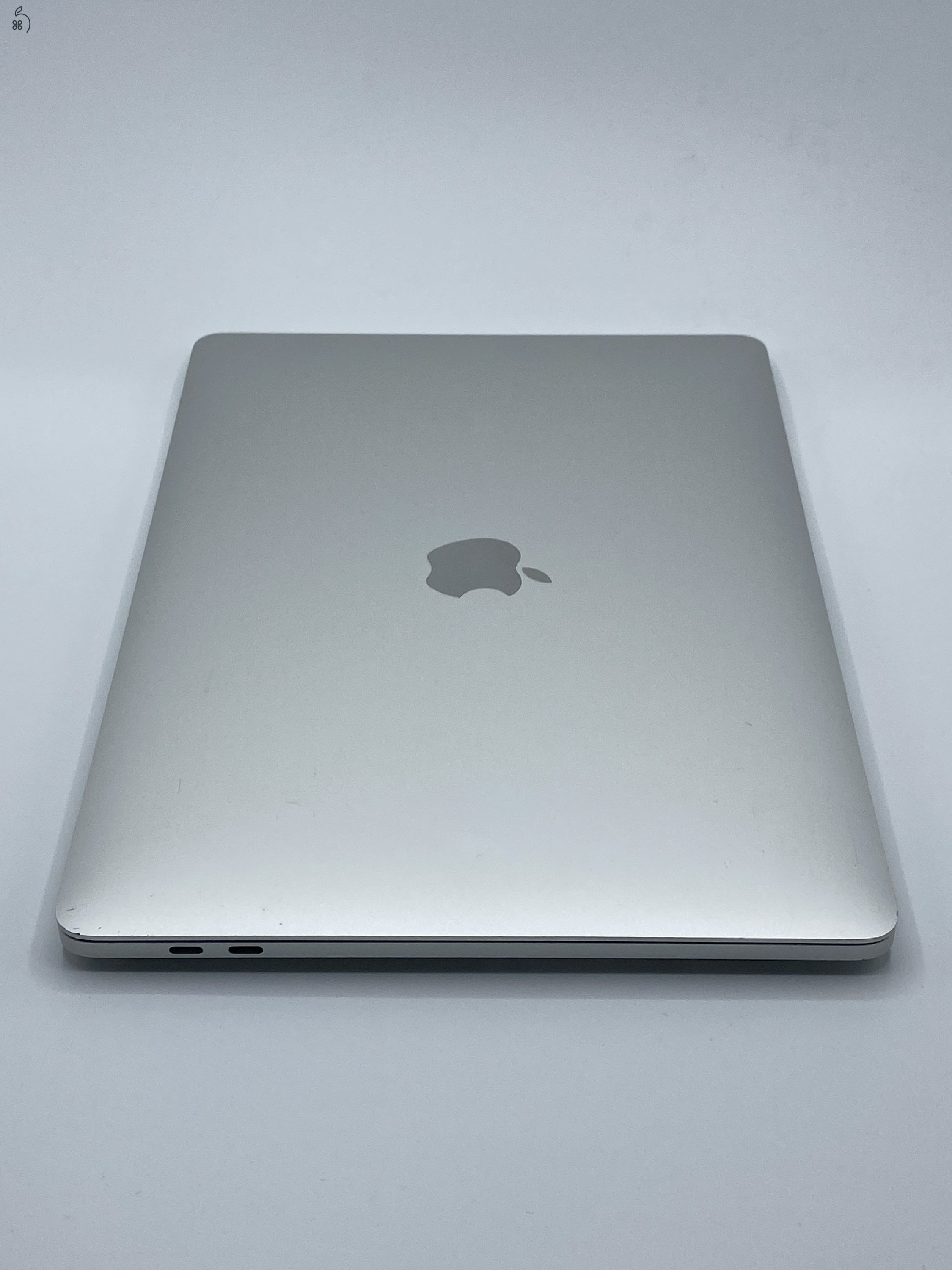 mytech.hu MacBook Pro 2021 M1 pro 13 inch 16gb ram 27% Áfás!!