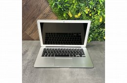  Újszerű Apple MacBook Air 13