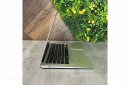  Újszerű Apple MacBook Air 13