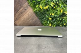  Újszerű Apple MacBook Air 13