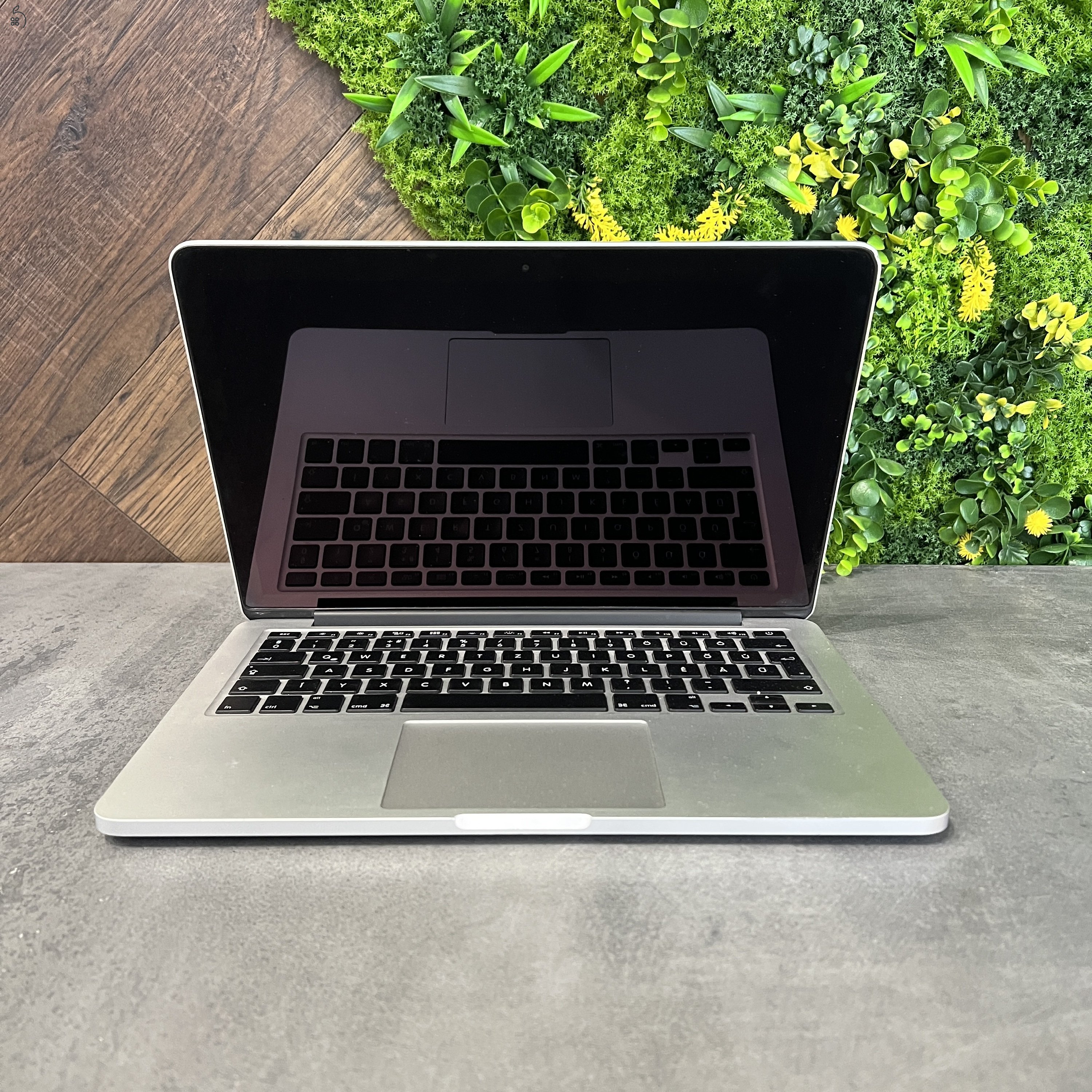 Használt Apple MacBook Pro 13