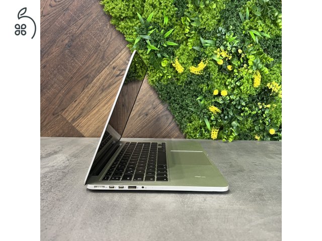 Használt Apple MacBook Pro 13