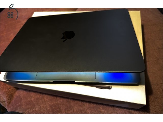 2023 Apple MacBook Air M2