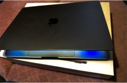 2023 Apple MacBook Air M2