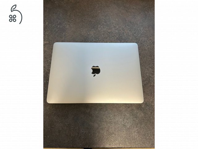 Eladó Apple MacBook Pro 13” (2017), 8 GB RAM, 1 TB SSD – Új akkumulátorral, védőtokban használt!