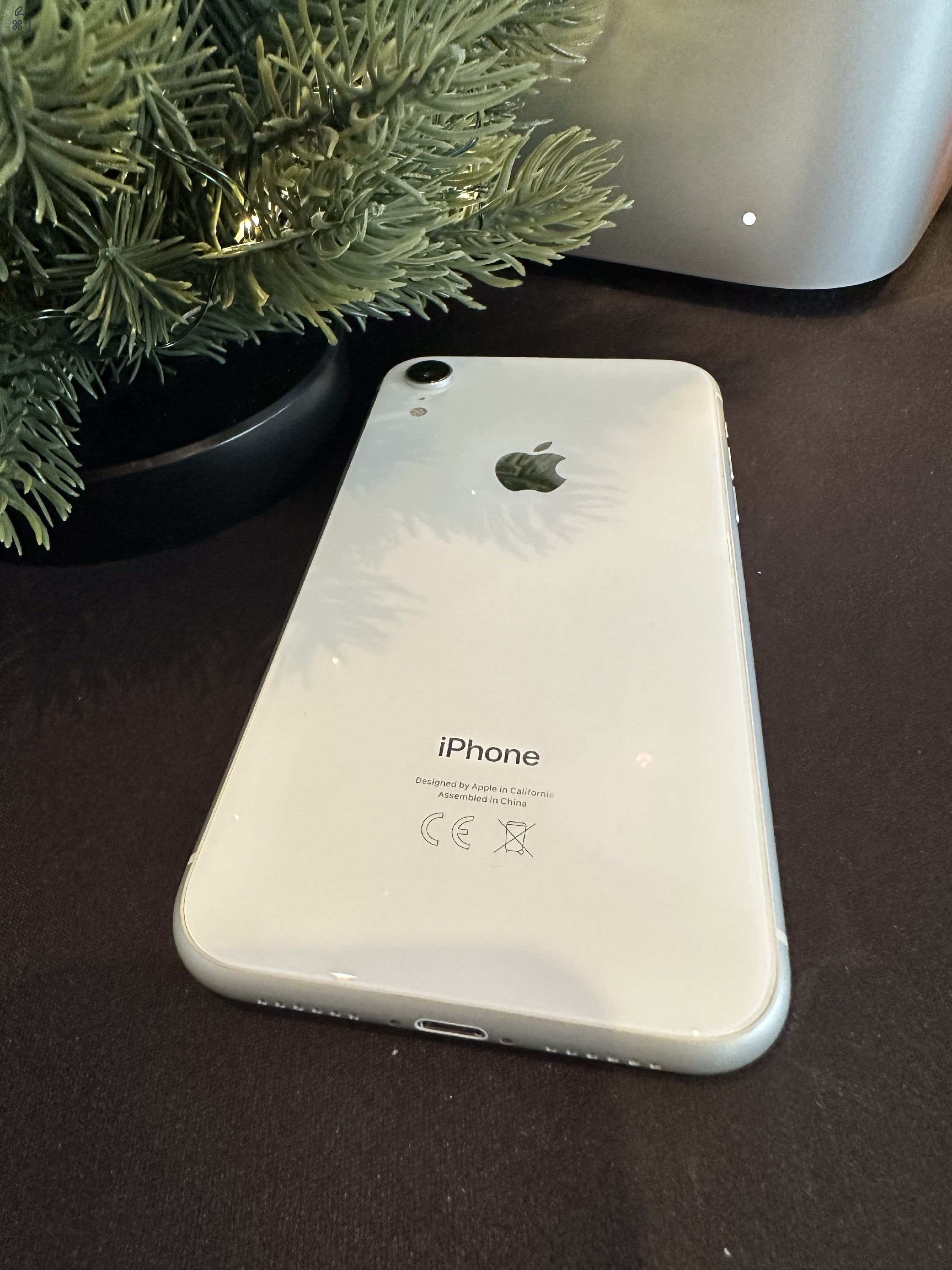 iPhone XR WHITE 64 GB - független, sérülésmentes