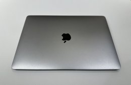 MacBook Air 2020 13 M1 256GB (esztétikai sérülés)