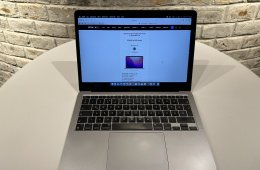 MacBook Air 2020 13 M1 256GB (esztétikai sérülés)