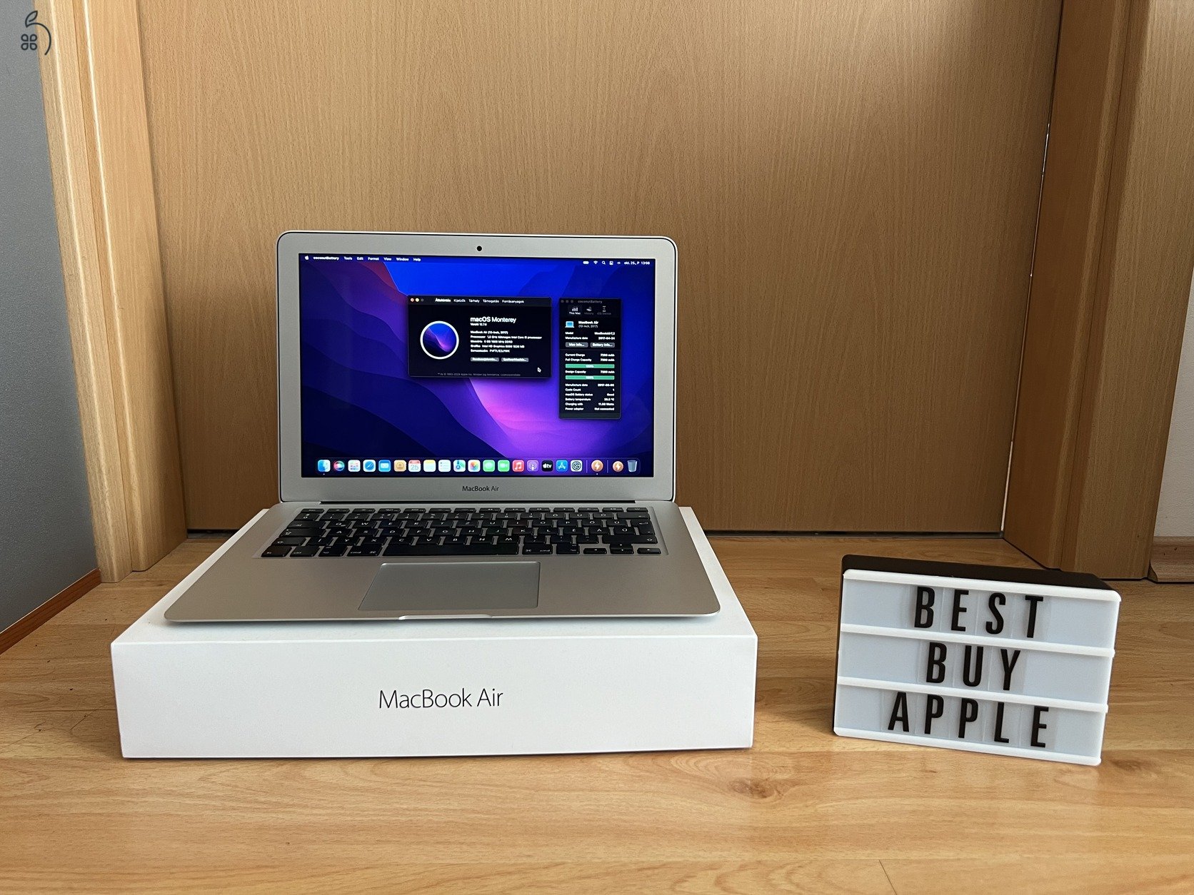 2017 MacBook Air 13 / i5 1.8 GHz / 8GB / 128GB SSD / Magyar / Új Aksival