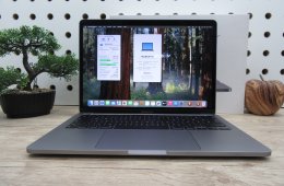 Apple Macbook Pro 13 - 2020 - Használt, megkímélt