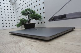 Apple Macbook Pro 13 - 2020 - Használt, megkímélt