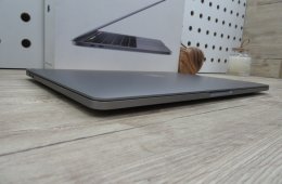 Apple Macbook Pro 13 - 2020 - Használt, megkímélt