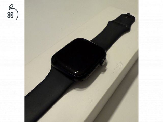 Apple Watch Series 7 - 44 MM - Fekete