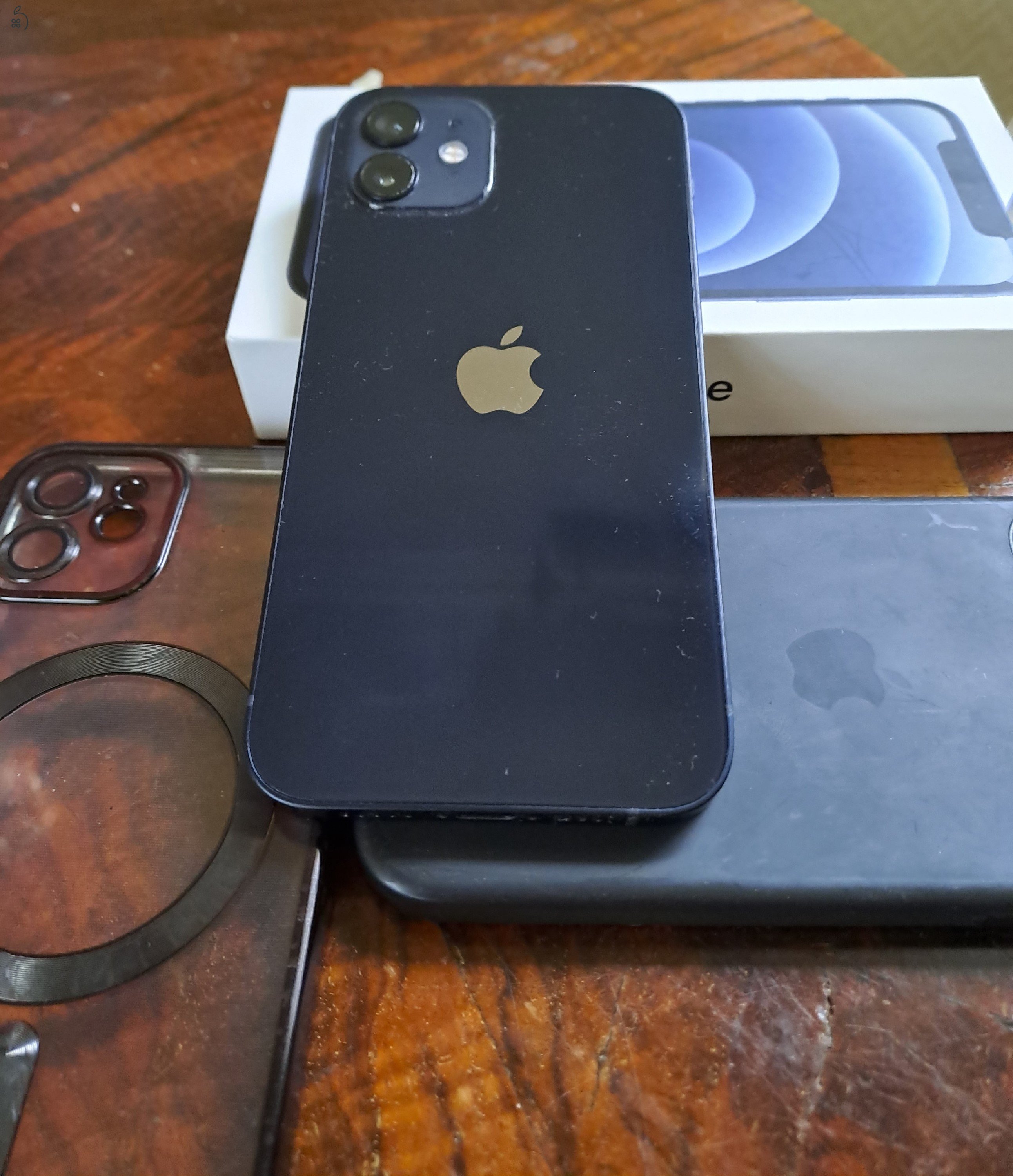 iPhone 12 Black 128GB (karcmentes)