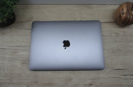 Apple Retina Macbook Pro 13 - 2020 - Használt, karcmentes