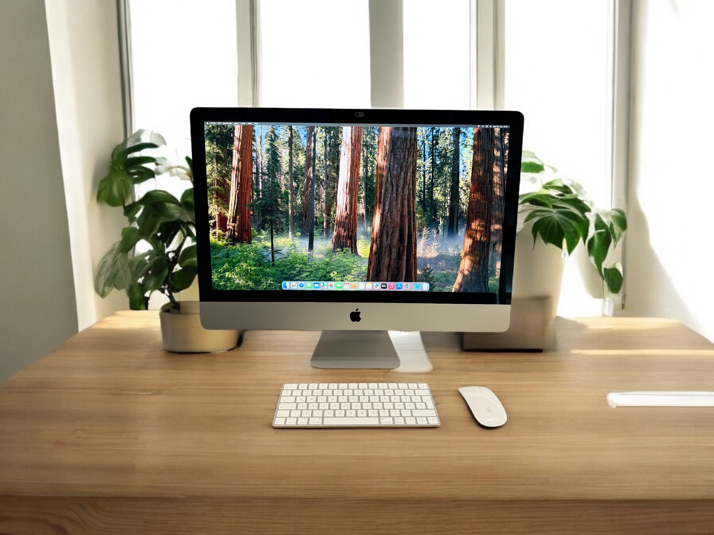 63. Apple iMac 27