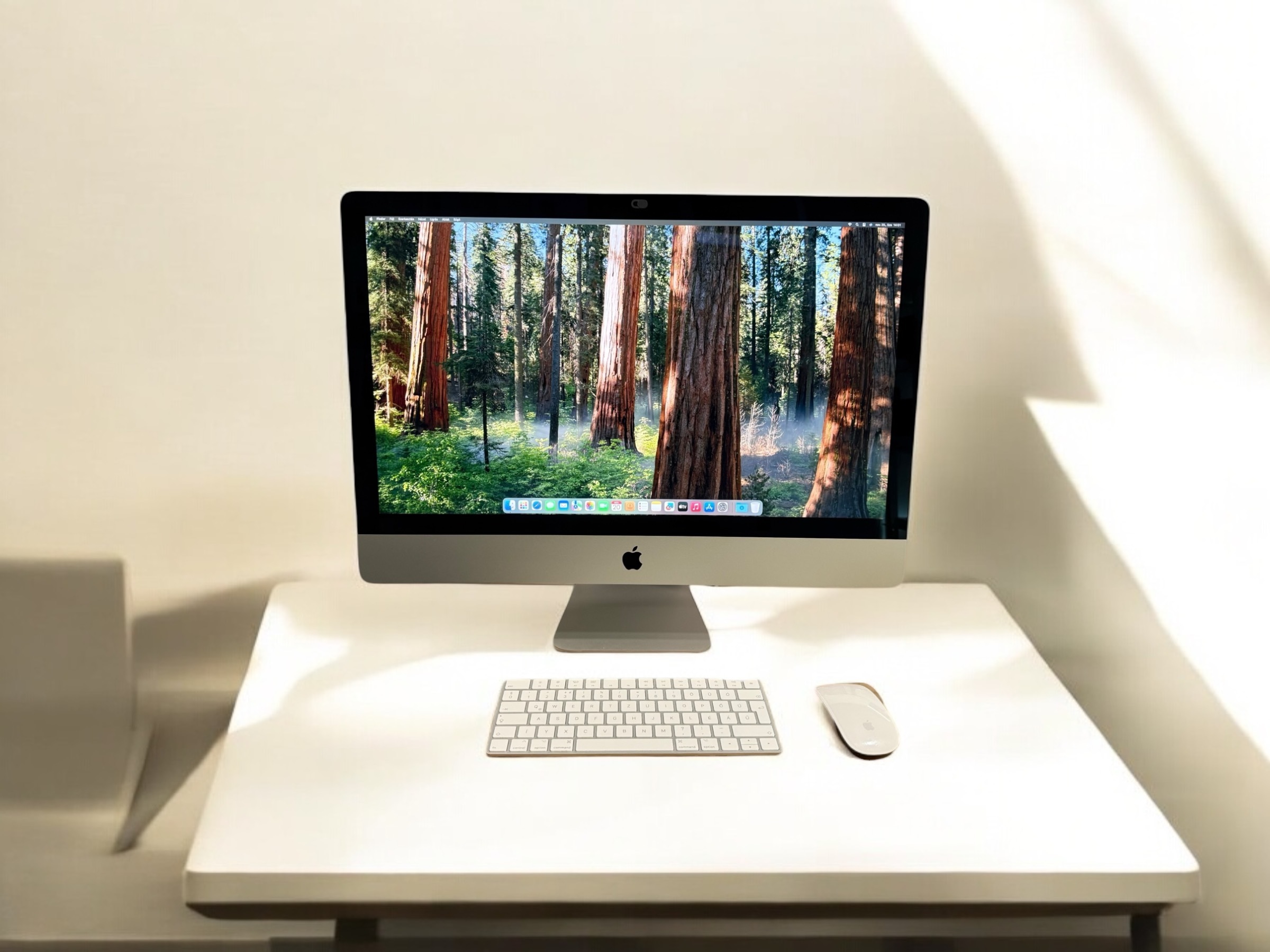 64. Apple iMac 27