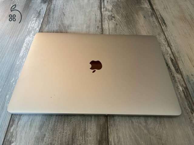 HASZNÁLT Macbook Pro 2016 15