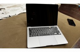 Apple MacBook Pro 13