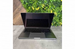 Apple MacBook Pro 13