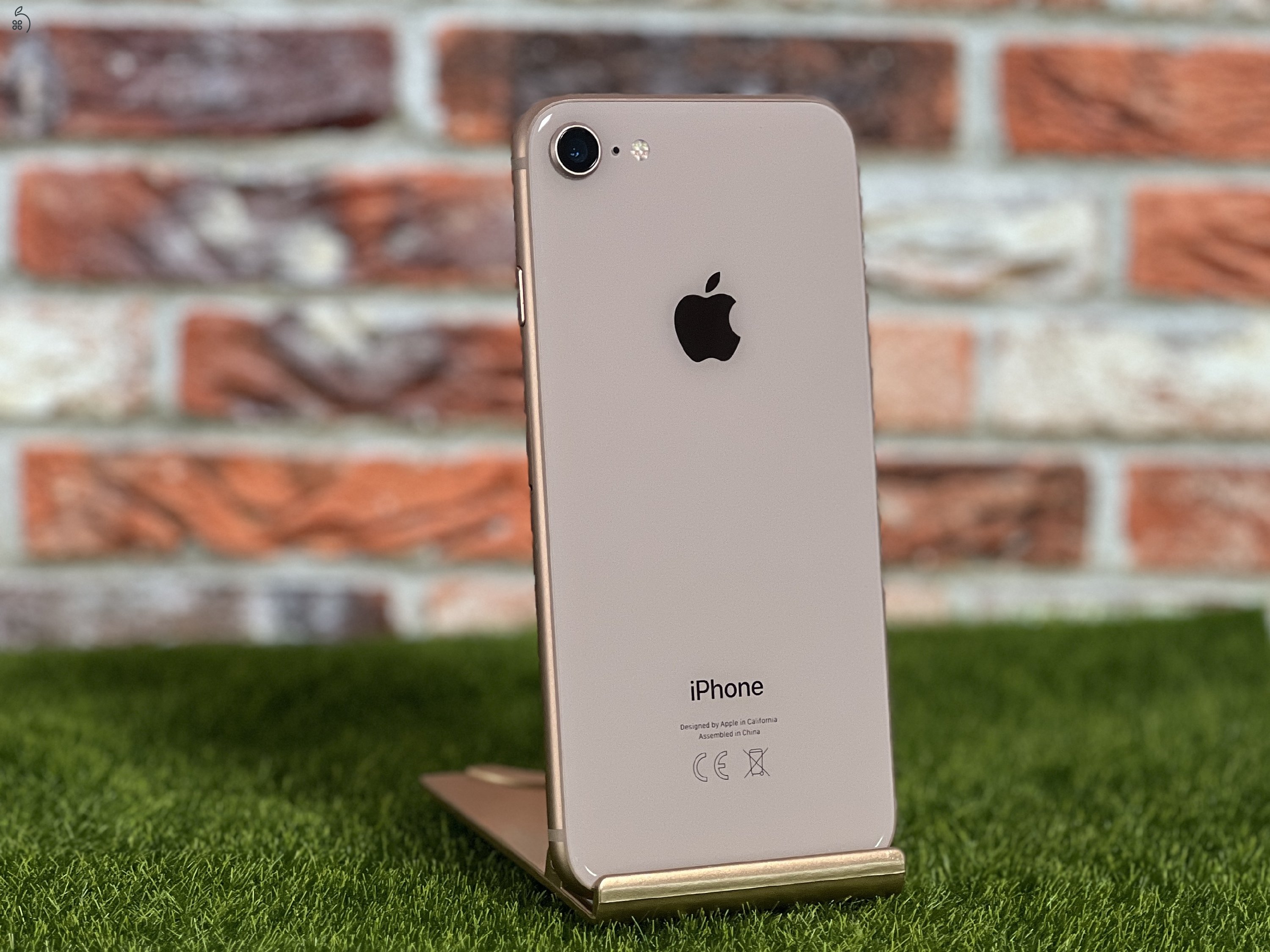 iPhone 8 64 GB Gold 100% Akku szép állapotú - 12 HÓ GARANCIA - 7557